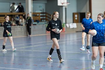 Bild 187 - F HSG Kremperheide/Muensterdorf - ATSV Stockelsdorf 2 : Ergebnis: 47:32